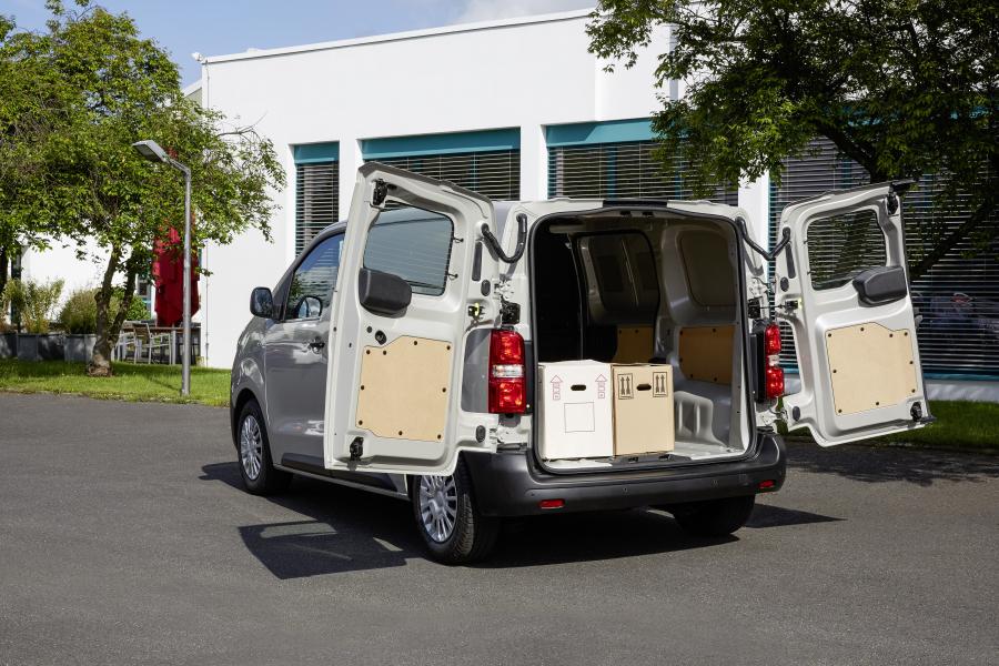  Toyota ProAce Van Compact 2016 года  (фото 5 из 35)